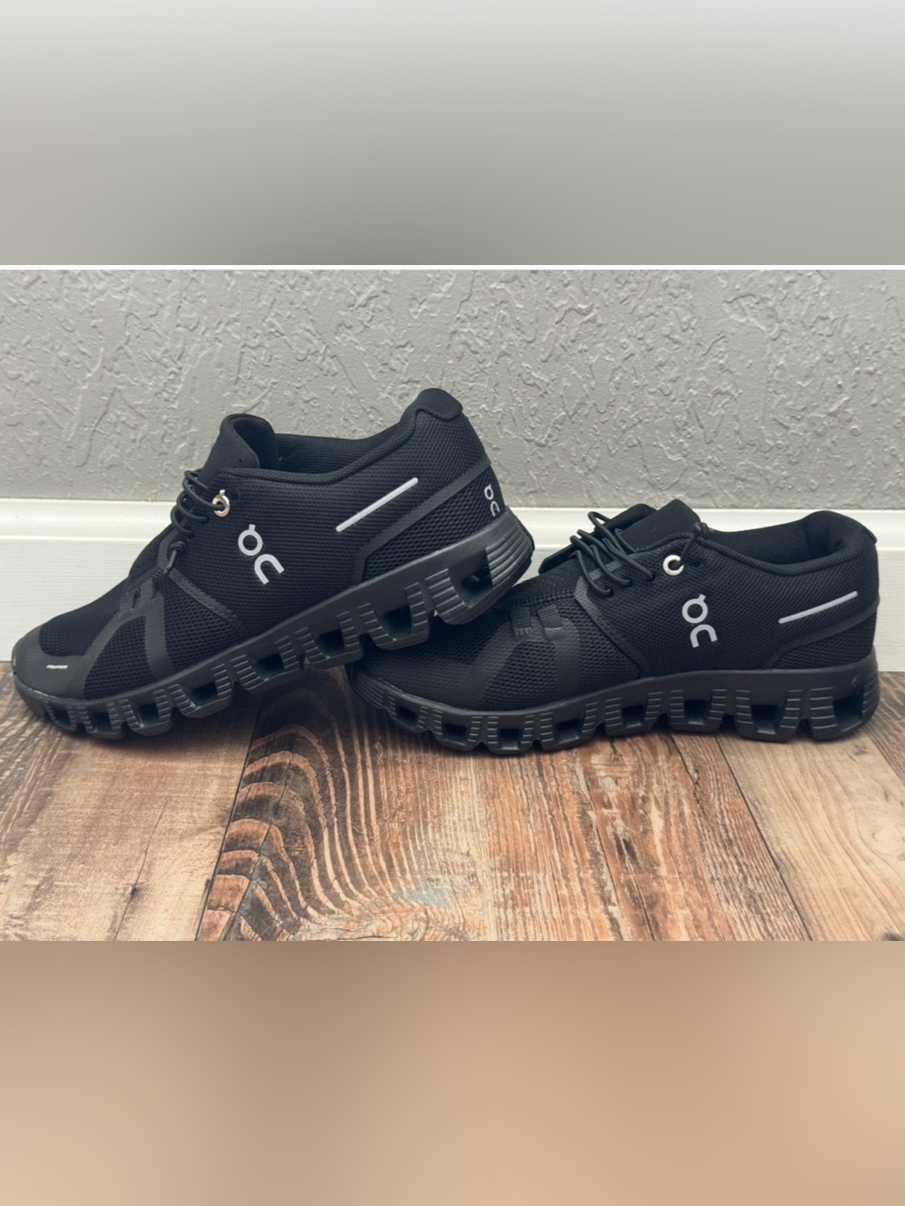 Men's/Women’s Inspired Athletic Running Shoes in Black